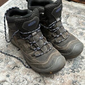 Keen Black Hiking Boots